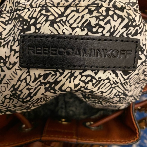 Rebecca Minkoff chain crossbody bucket bag - Picture 6 of 13